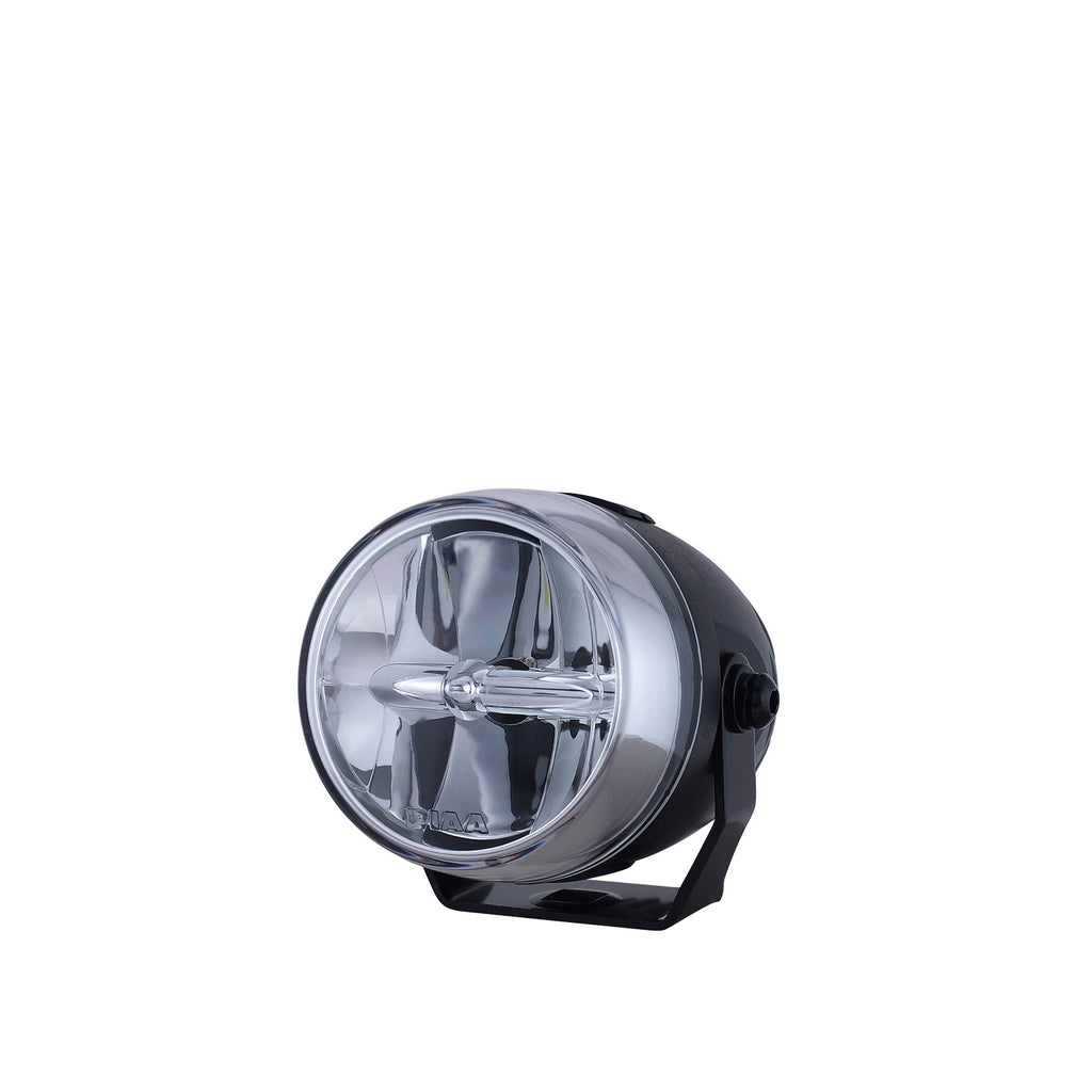 piaa-73270-lp270-fog-led-angle-hr.jpg