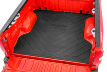 Load image into Gallery viewer, Bed Mat | 5'10" Bed | RC Logo | Chevy/GMC Sierra 1500 (19-26)/Silverado 1500 (19-26) 